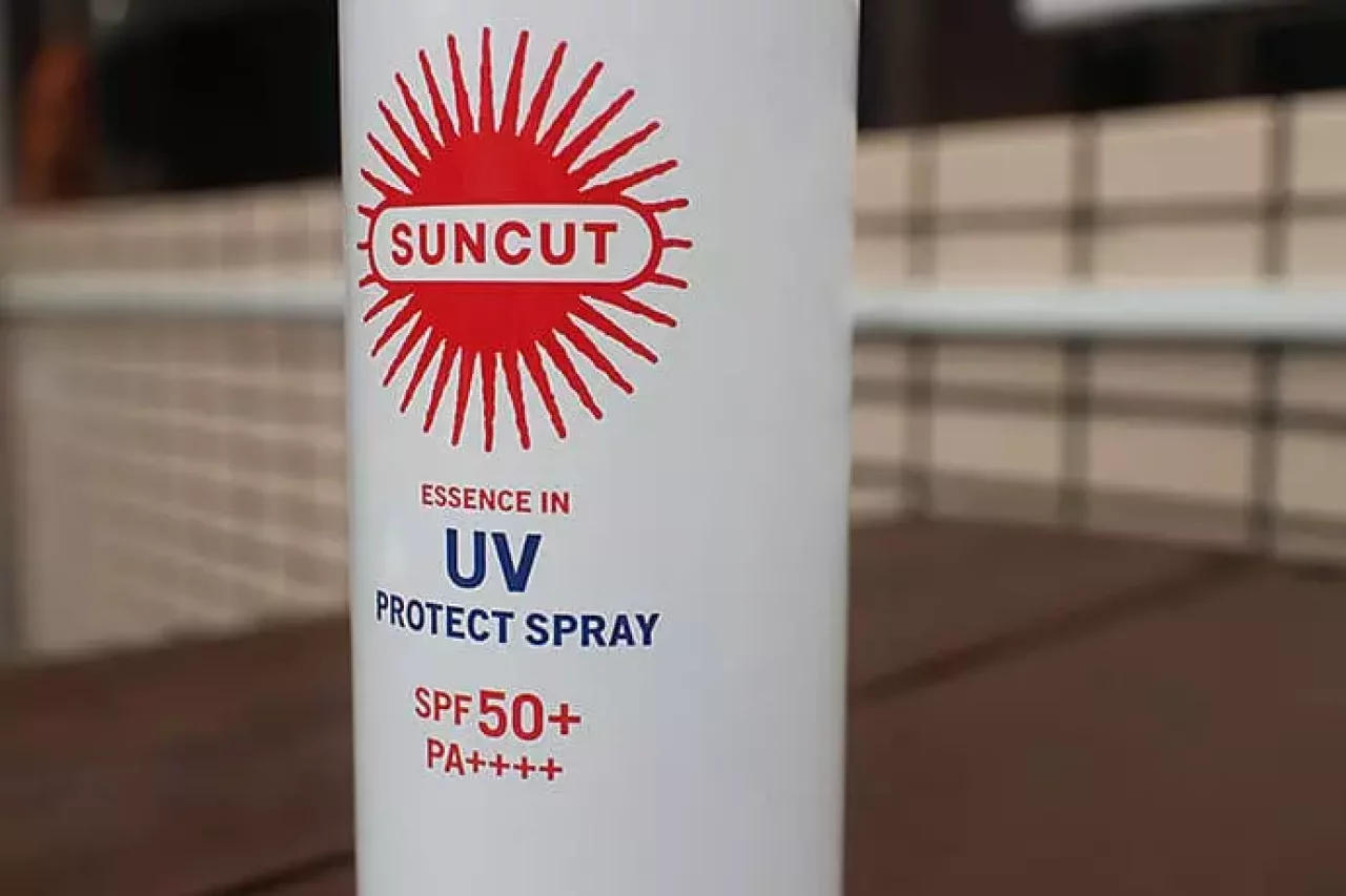 KOSEのサンカット