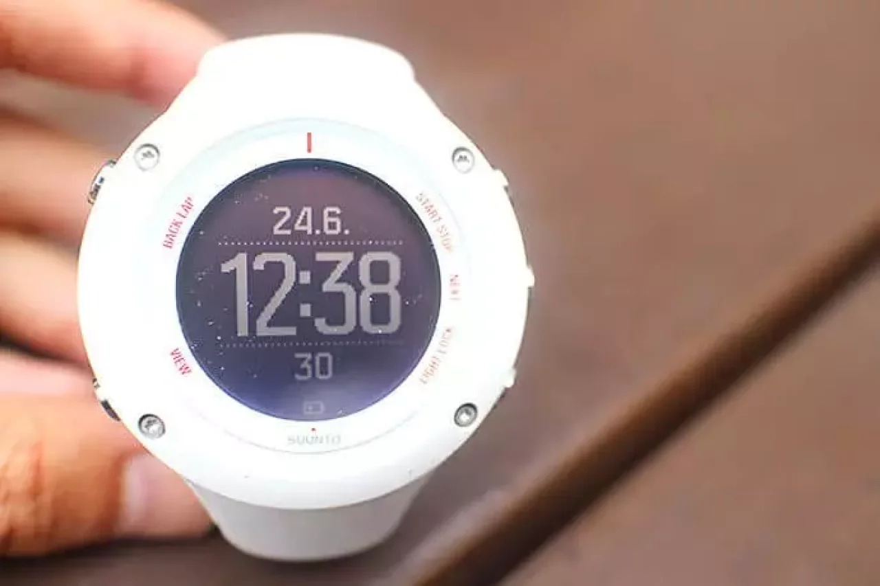 スント アンビット3