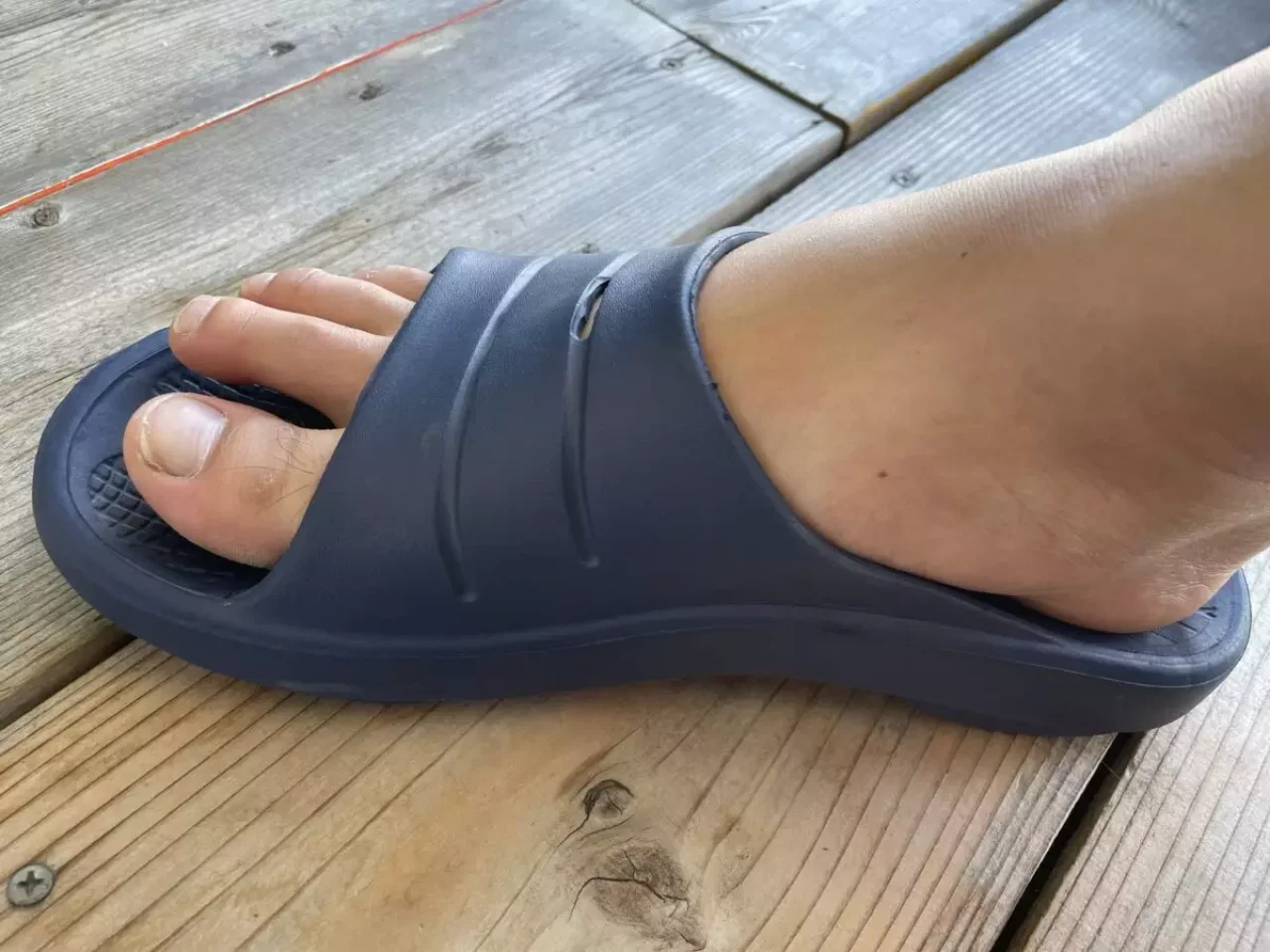 アーチサポート構造 リカバリーサンダル