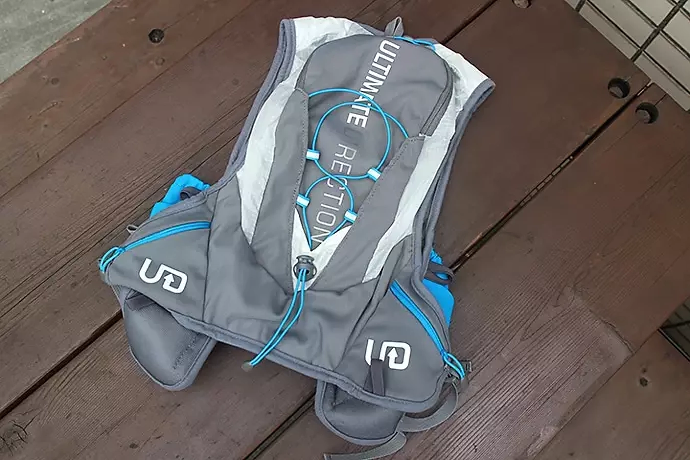 アルティメイトディレクション ランナーズベスト フィット感抜群