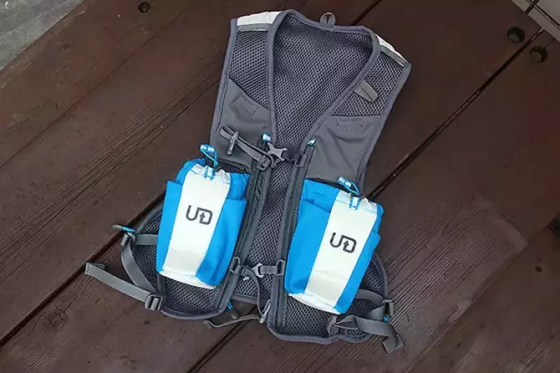 アルティメイトディレクション ランナーズベスト