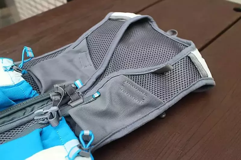 アルティメイトディレクション ランナーズベスト