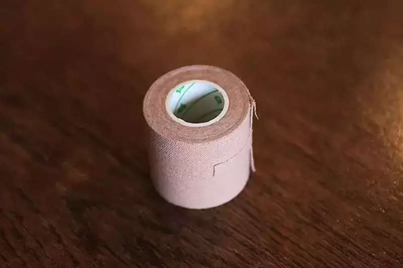 サージカルテープ