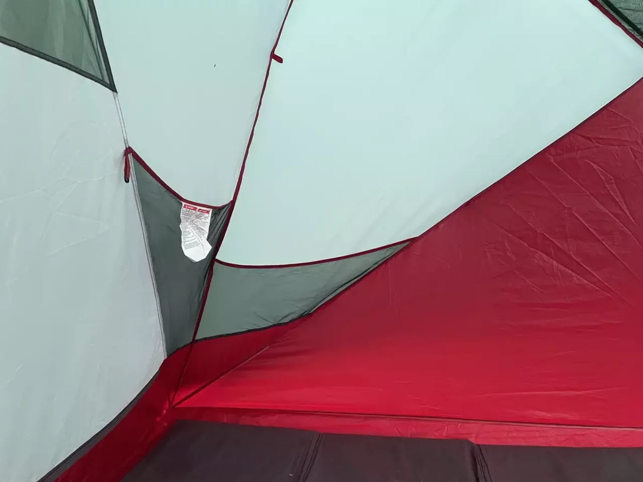 インナーテント内部のポケット