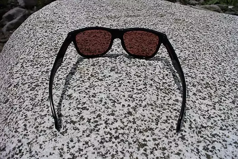 スミスの偏向サングラス