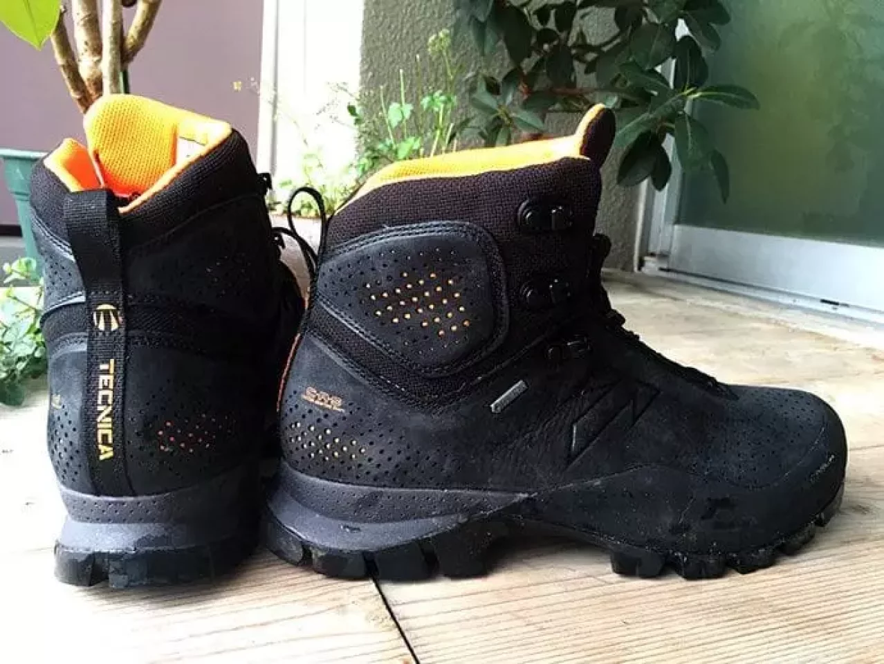テクニカ登山靴 FORGE(フォージ)