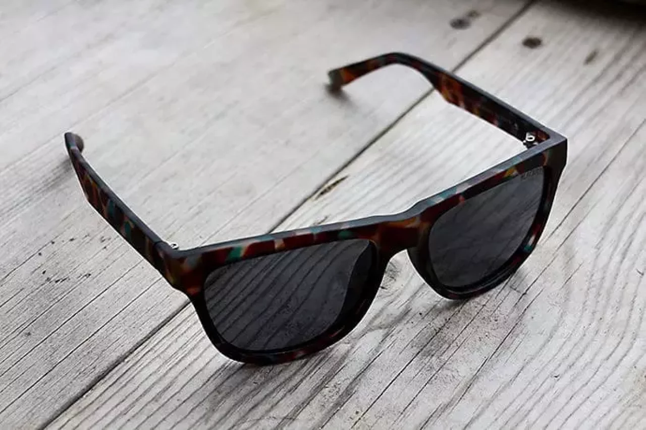 ブラックフライズ サングラス