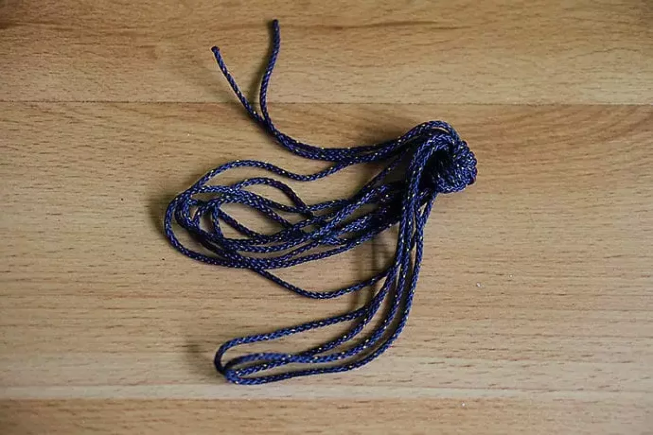 ファーストエイドキット「紐」