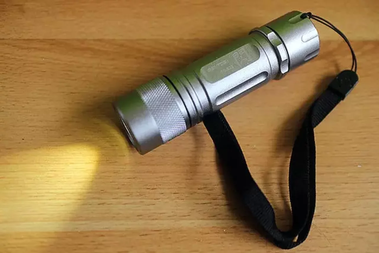 ファーストエイドキット「ハンドライト」