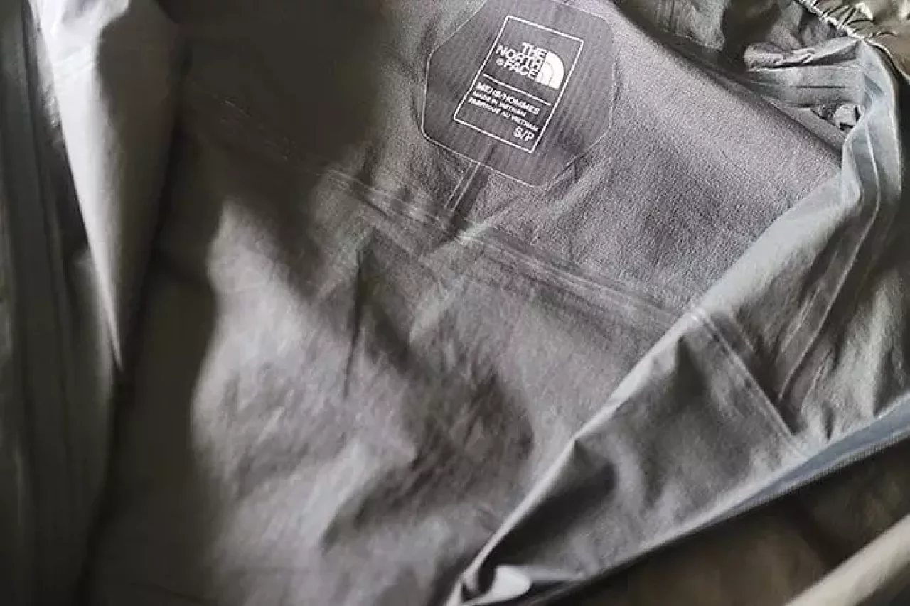 ザ・ノース・フェイス「ハイパーエアージャケット」
