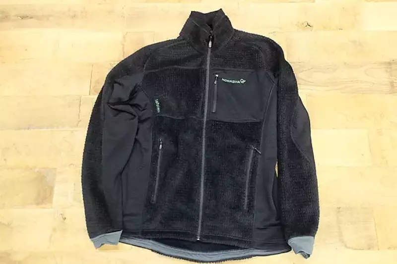 ノローナの『ロフォーテン ウォーム2ハイロフトジャケット』