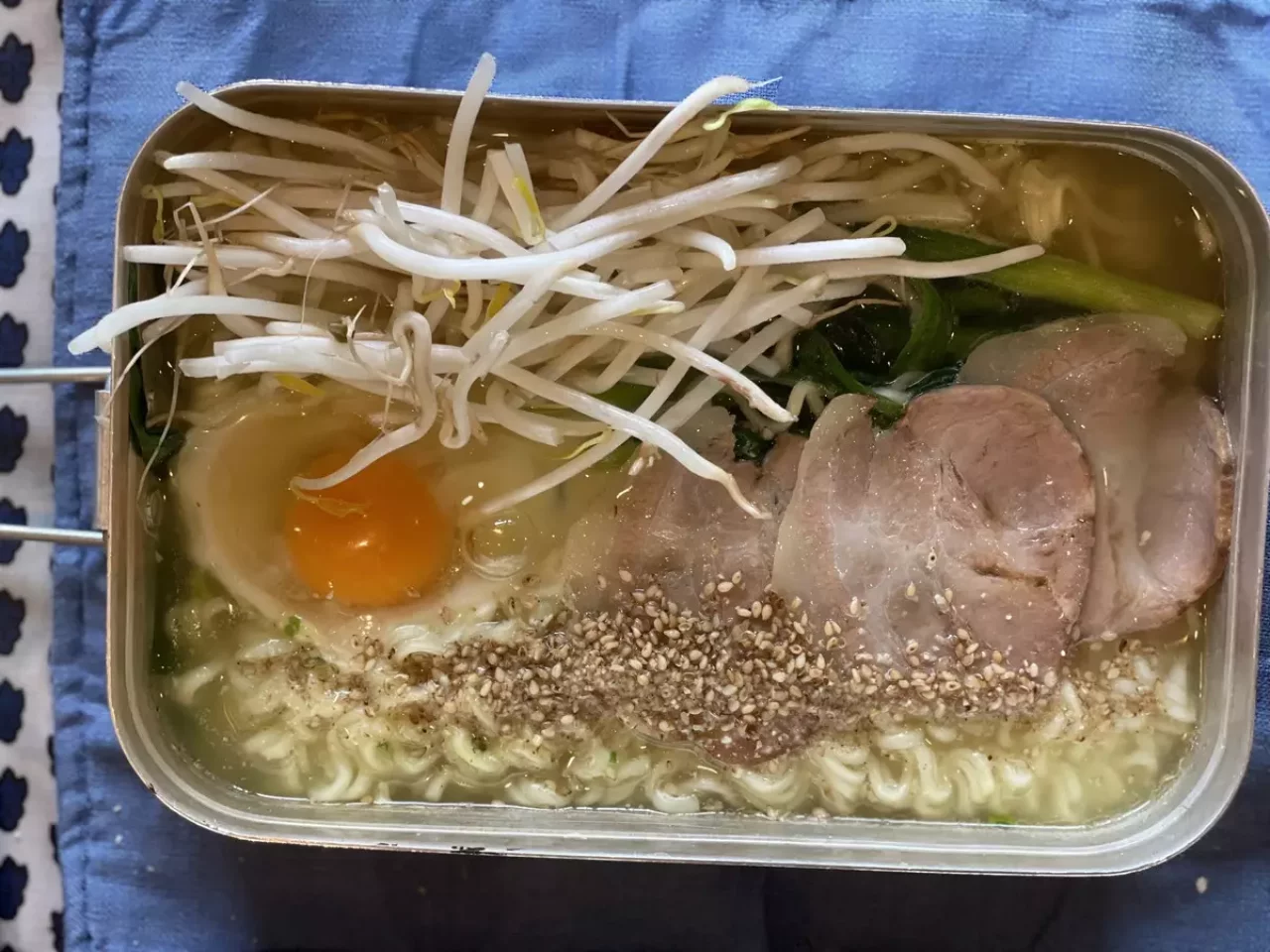 メスティンで袋麺ラーメン-ラージサイズがおすすめ!