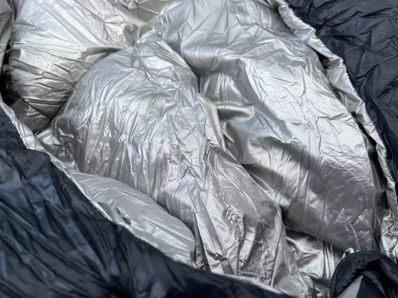 Rabシュラフ サーモ・アイオニック・ライニング・テクノロジー