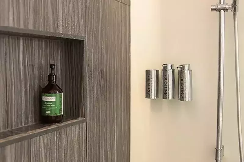 ニュージーランド航空ラウンジ内のシャワールーム