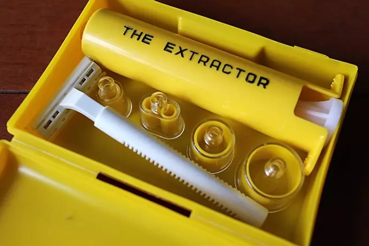 ソーヤーのエクストラクター ポンプキット(毒吸い取り器・ポイズンリムーバー)