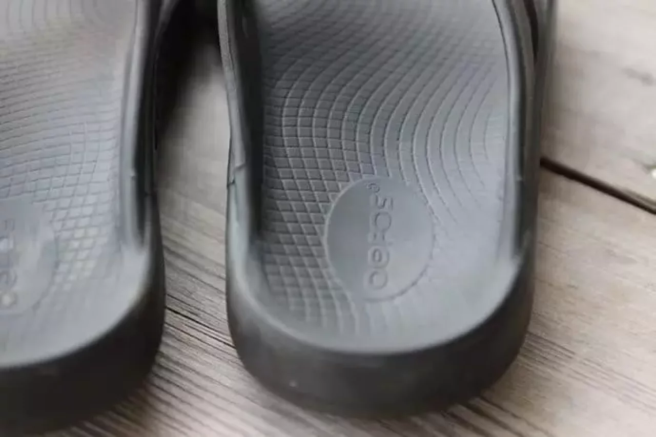 リカバリーサンダル『OOFOS(ウーフォス)』