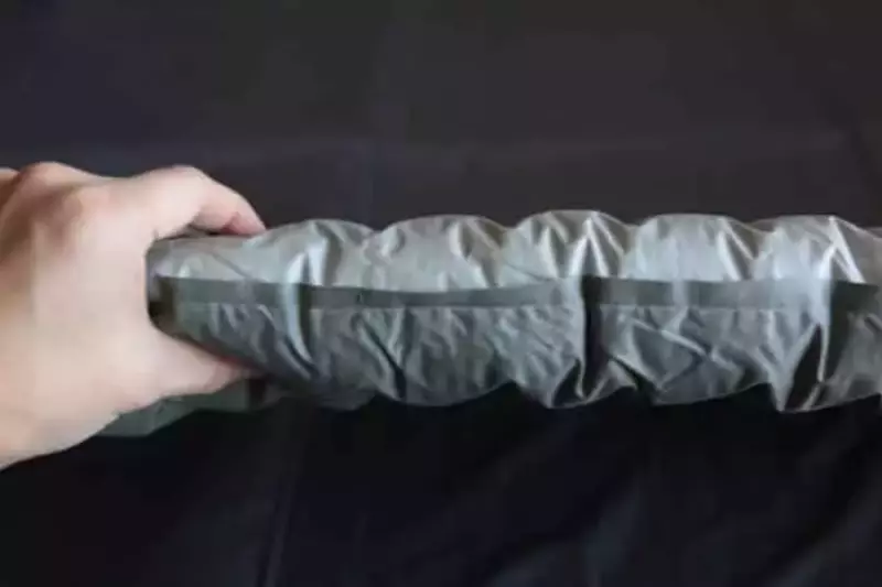 サーマレスト ネオエアーXサーモの厚み