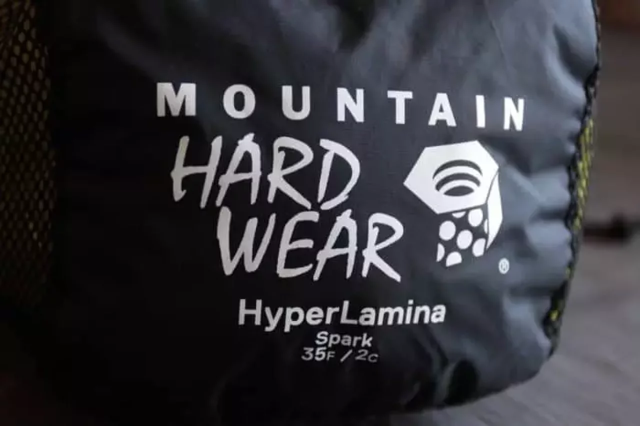 化繊シュラフ マウンテンハードウェア