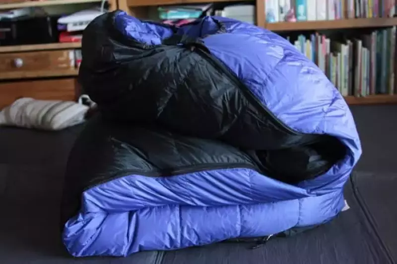 ウエスタンマウンテニアリング シュラフ