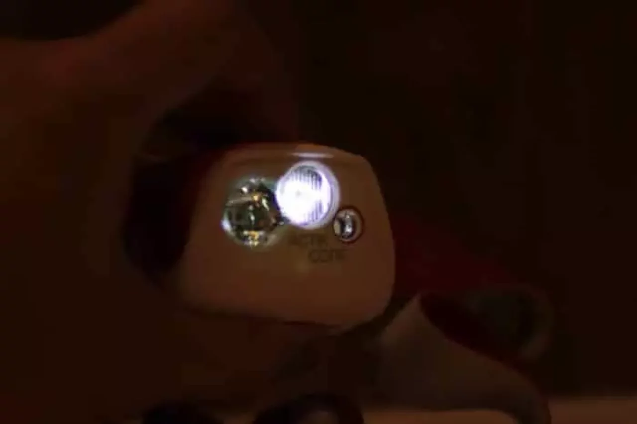 ペツル アクティック コアの光