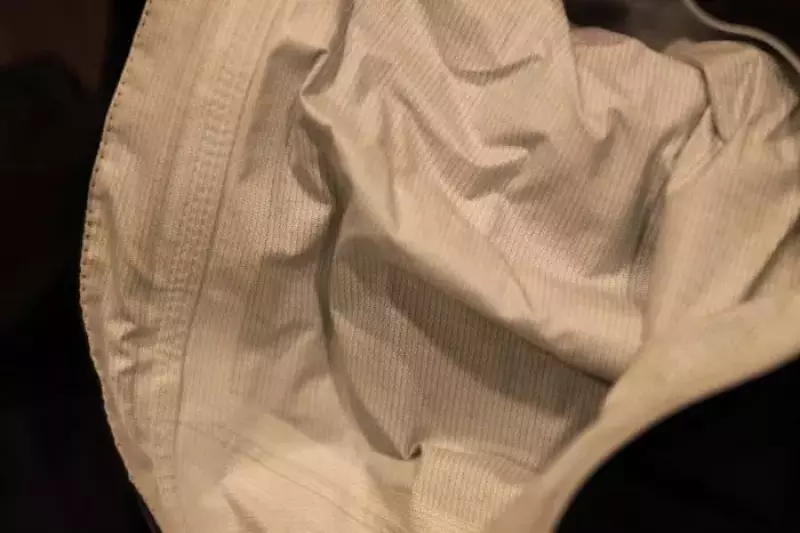 ファイントラック レインウェア「エバーブレスフォトン」