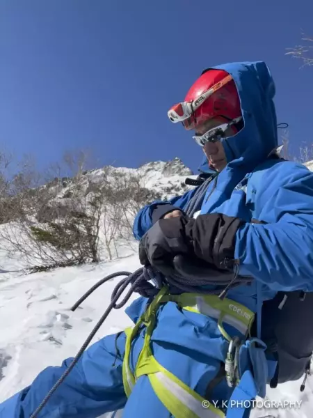 手を冷やさない登山グローブの対策【登山家 花谷泰広に聞く】