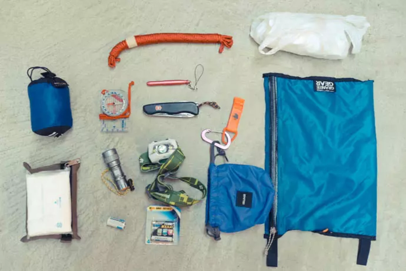 エマージェンシーキット的ギア ガイド的視点編