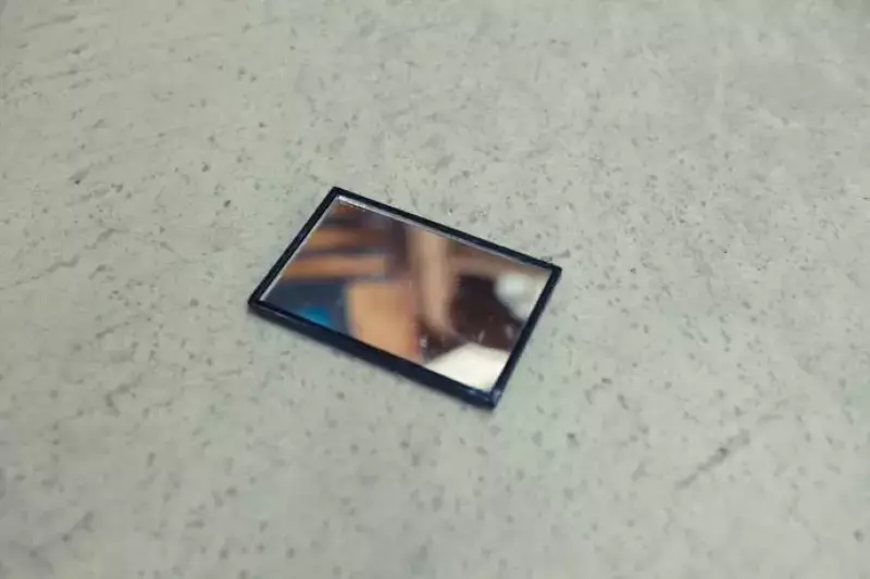 ファーストエイド「鏡」