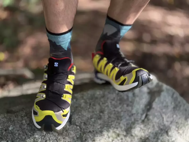 サロモンXA PRO V9をレビュー〜一足で登山、トレラン、ファストハイクなんでもこなすアウトドアシューズ|トレランシューズ|登山靴・シューズ|登山ギア|山のモノ|登山・トレラン・山スキーマガジン「山旅旅」