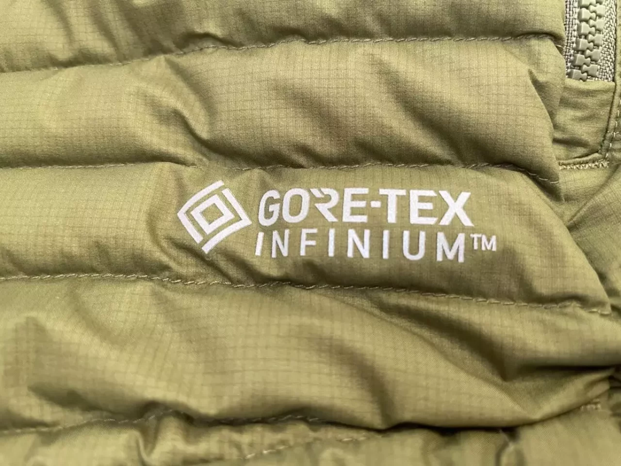 ゴアテックスインフィニアム