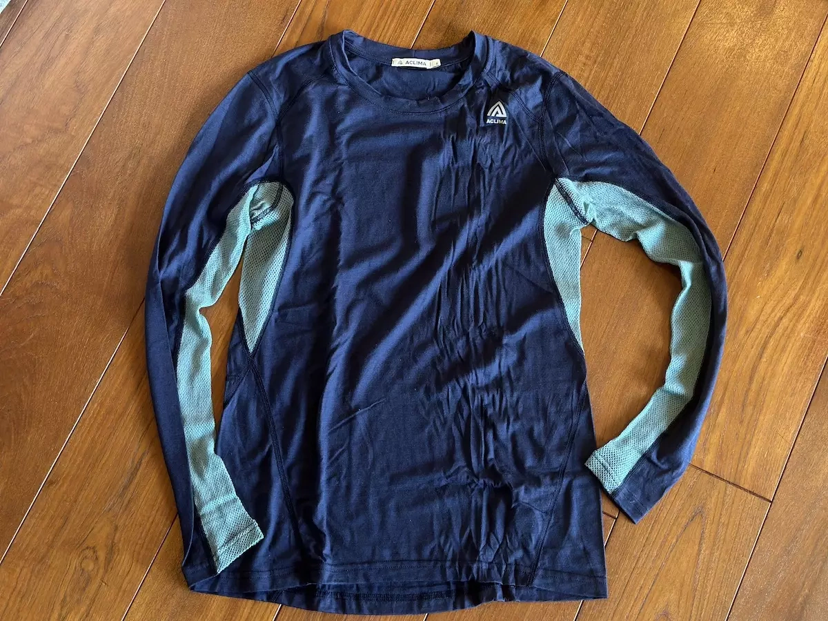 【隠れた名品シリーズ】登山用ベースレイヤー『アクリマライトウールスポーツTシャツ』