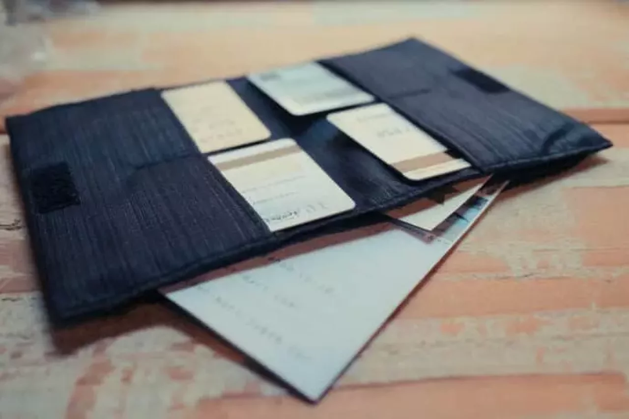 ALL-ETT(アレット)コインポケットウォレット