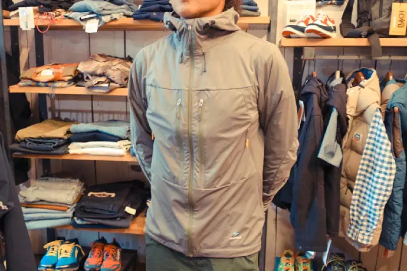 ファイントラック ニュウモラップフーディ