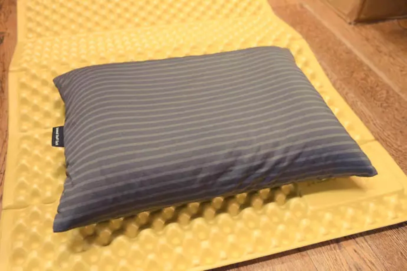 NEMO軽量ピロー フィッロエリート
