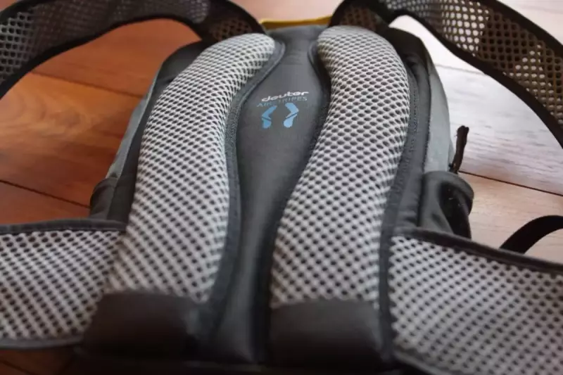 ドイターRACE 8 の背負い心地