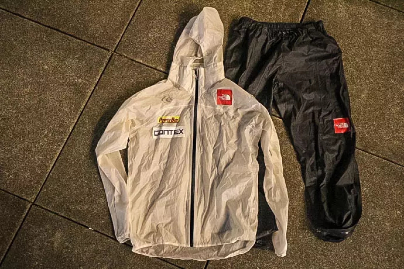 ザ・ノース・フェイス ストライクトレイルフーディ&パンツ