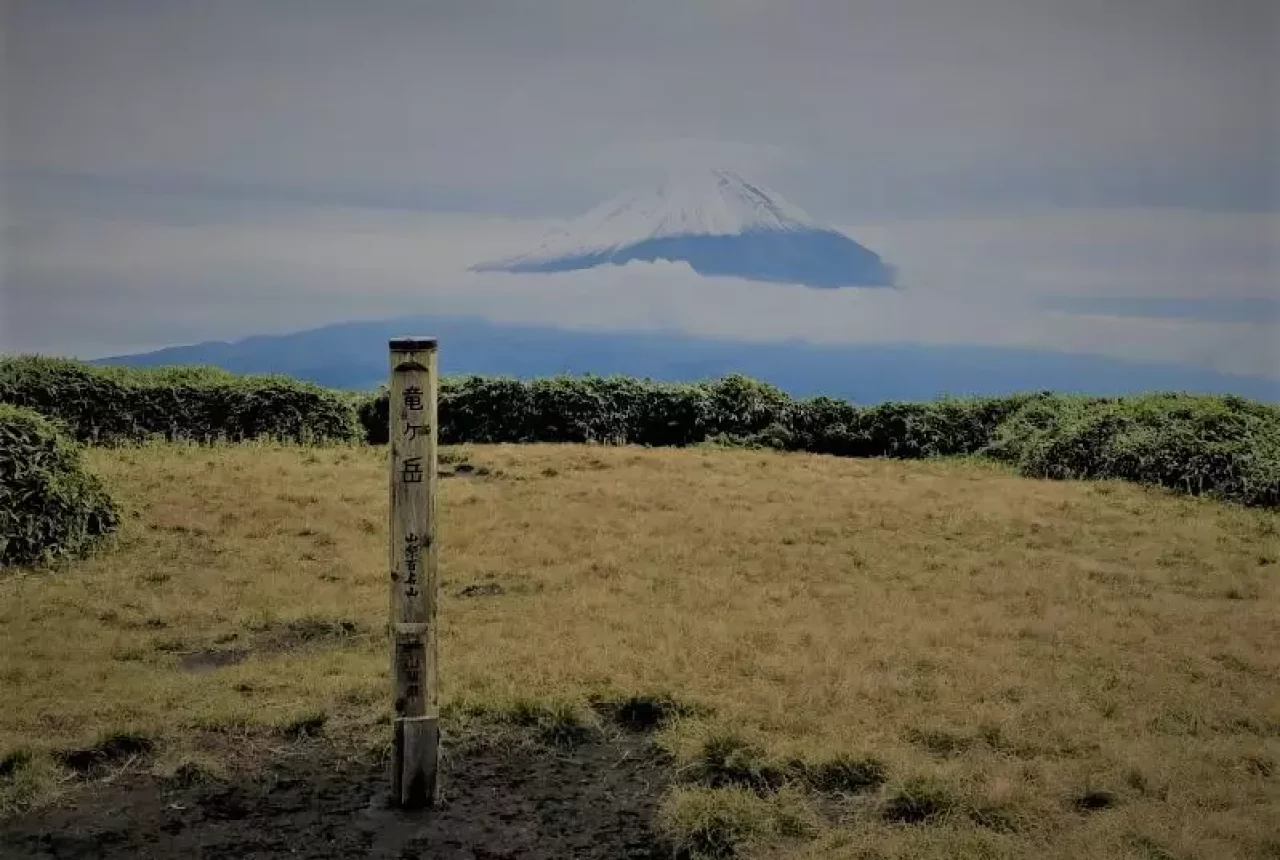 頂上まで約2時間で到着できるアクセスのしやすさ