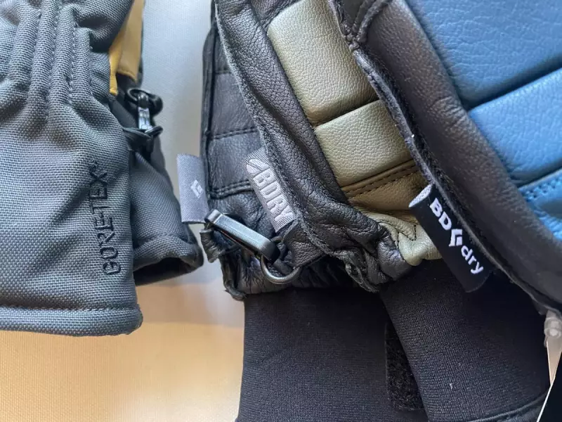 ブラックダイヤモンドグローブの防水透湿素材の特徴