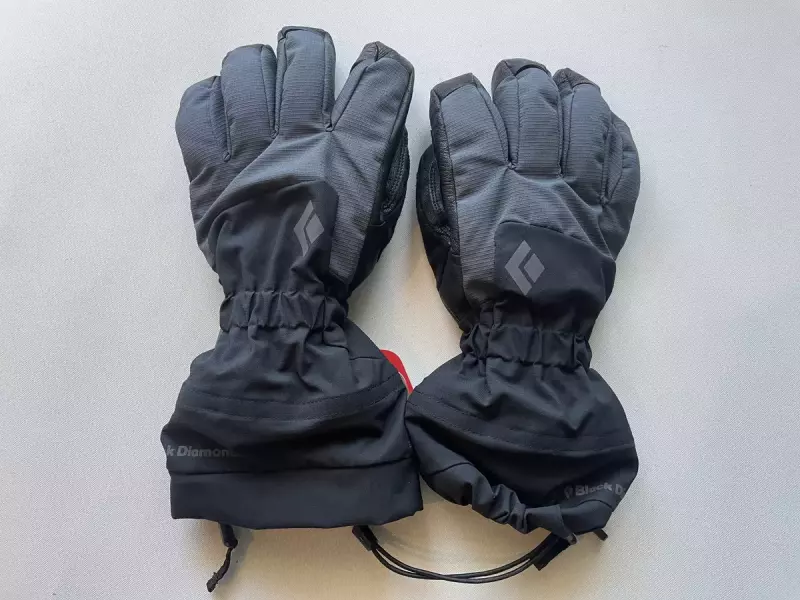 雪山用グローブのベストセラー『ブラックダイヤモンド ソロイスト』