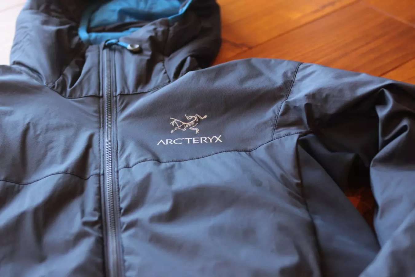 【レビュー】アークテリクス アトムLTフーディ-万能インサレーション