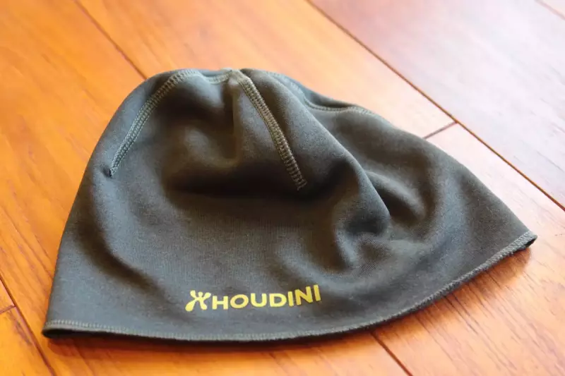 【レビュー】HOUDINIビーニー-登山でオシャレに防寒|帽子・ニット帽|登山ウェア|山のモノ|登山・トレラン・山スキーマガジン「山旅旅」