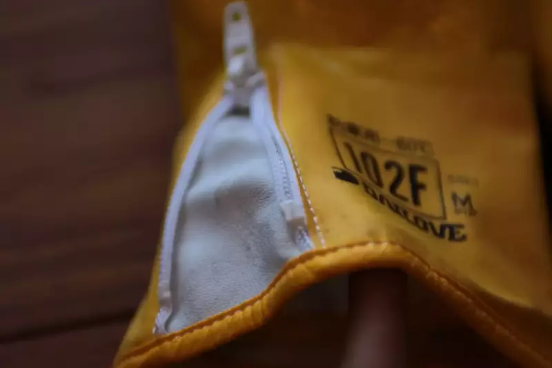 レイングローブ 防寒用手袋 ダイローブ102F