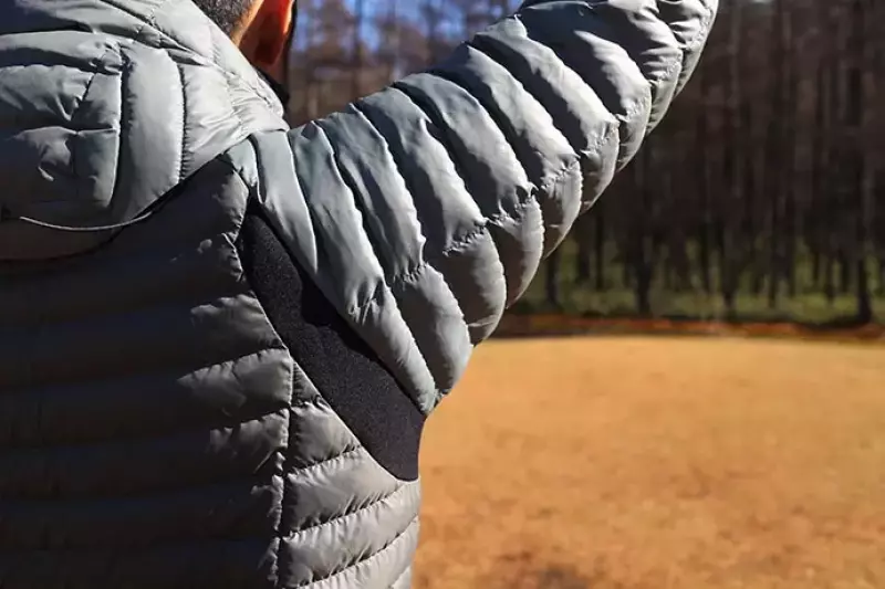 ホグロフス エッセンスミミックジャケット