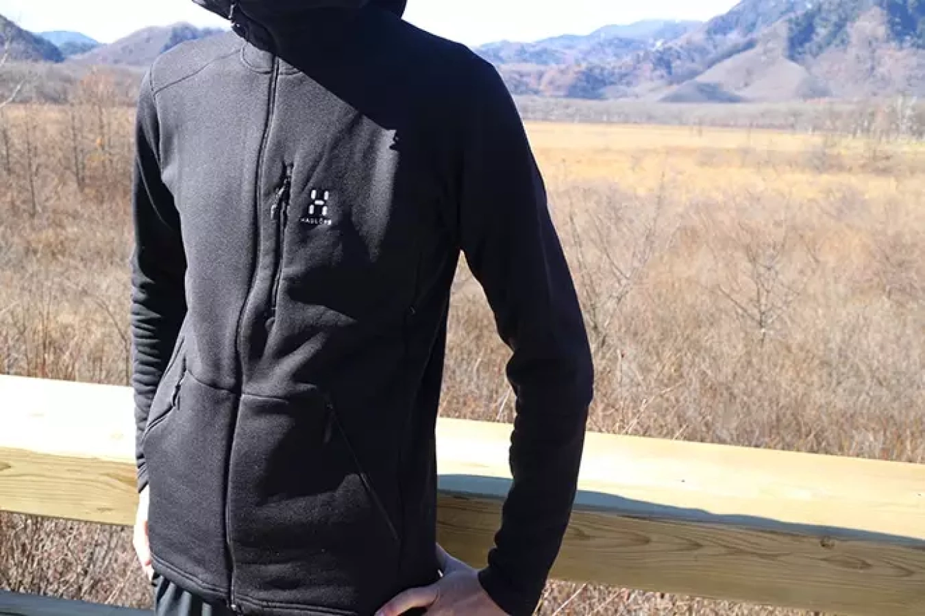 ホグロフス バンジーフード 気持ちの良いフリース