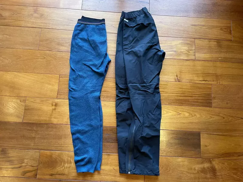 雪山登山の下半身のレイヤリング