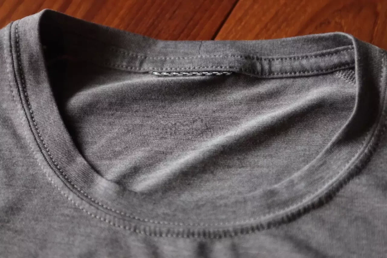 キャプリーン・クールトレイルシャツのデザイン