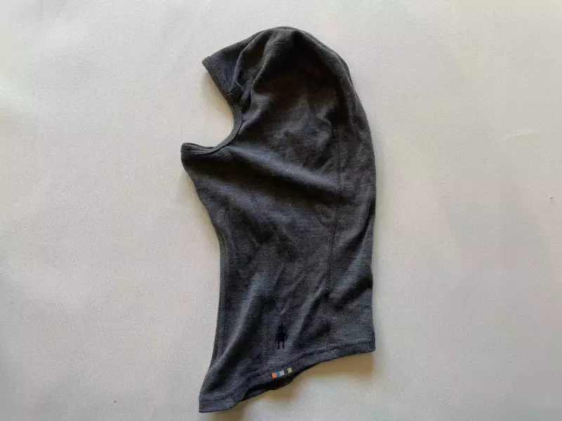 【レビュー】厳冬期登山、スキーにおすすめのメリノウール製バラクラバ『スマートウールメリノ250バラクラバ』|登山ギア|山のモノ|登山・トレラン・山スキーマガジン「山旅旅」