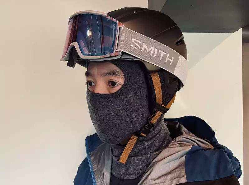 優れた伸縮性で状況に応じた使い方ができる