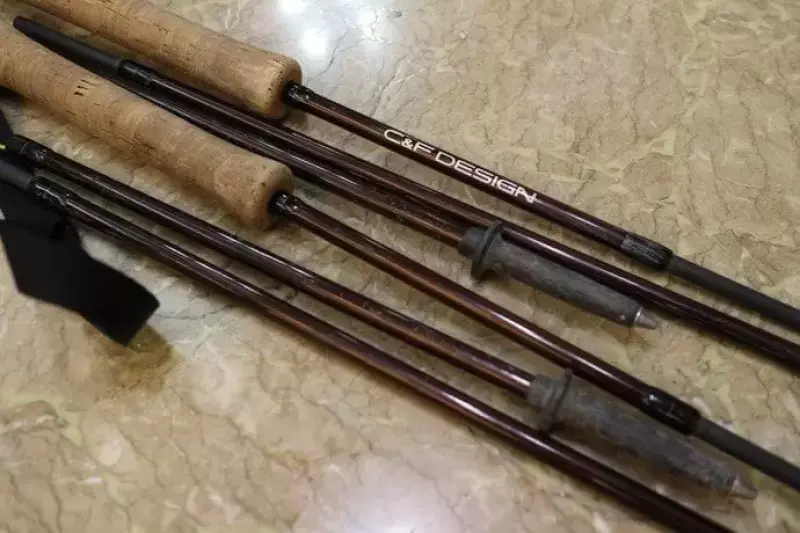 C&Fデザイン ウルトラトレイルカーボンストック