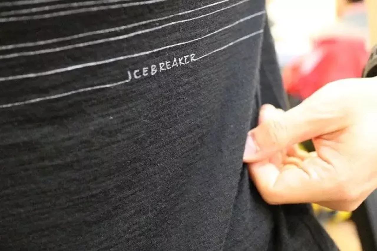 アイスブレーカー Tシャツ テックライト